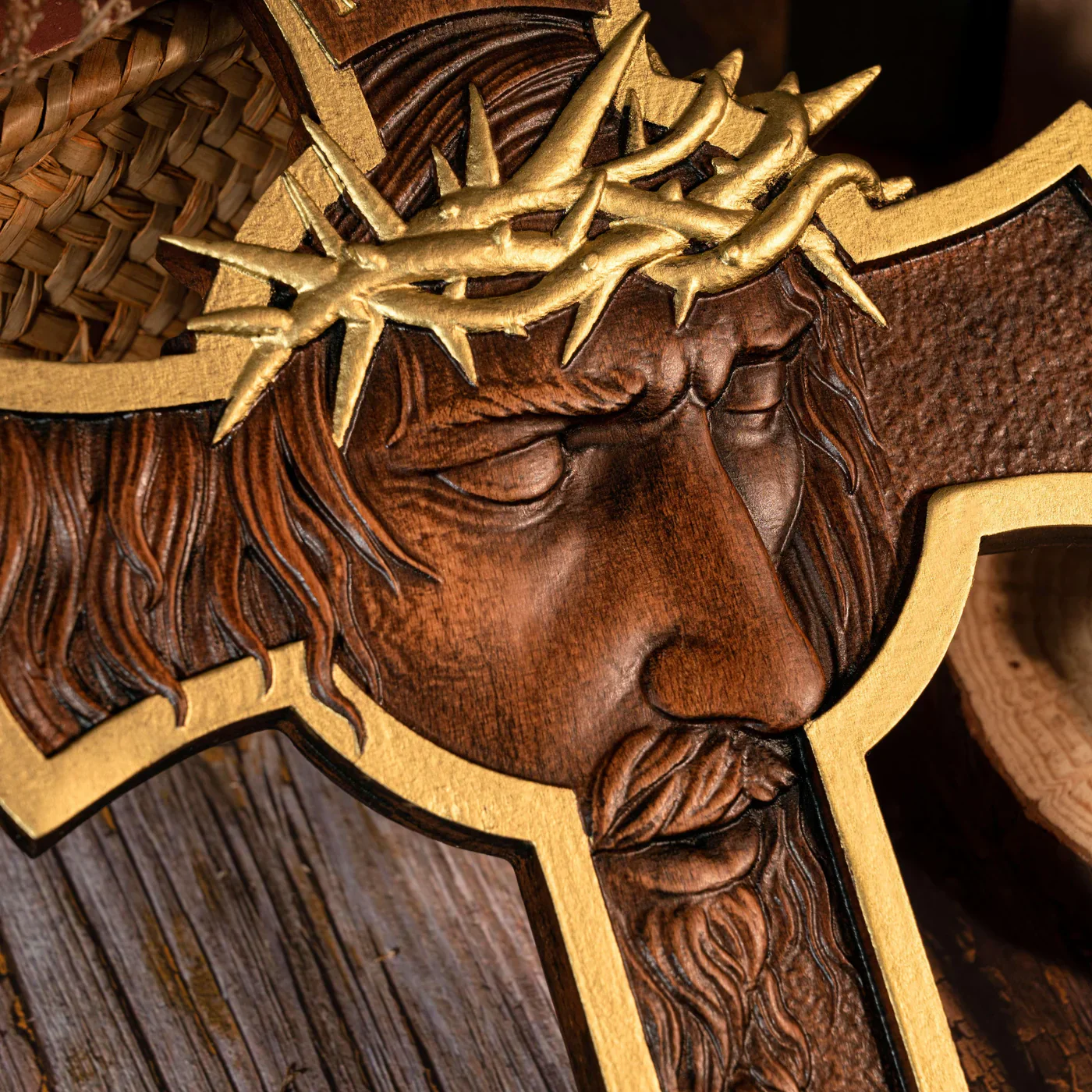 Jesus Holy Crown of Thorns Wood Cross Amen Artisan - Image 5